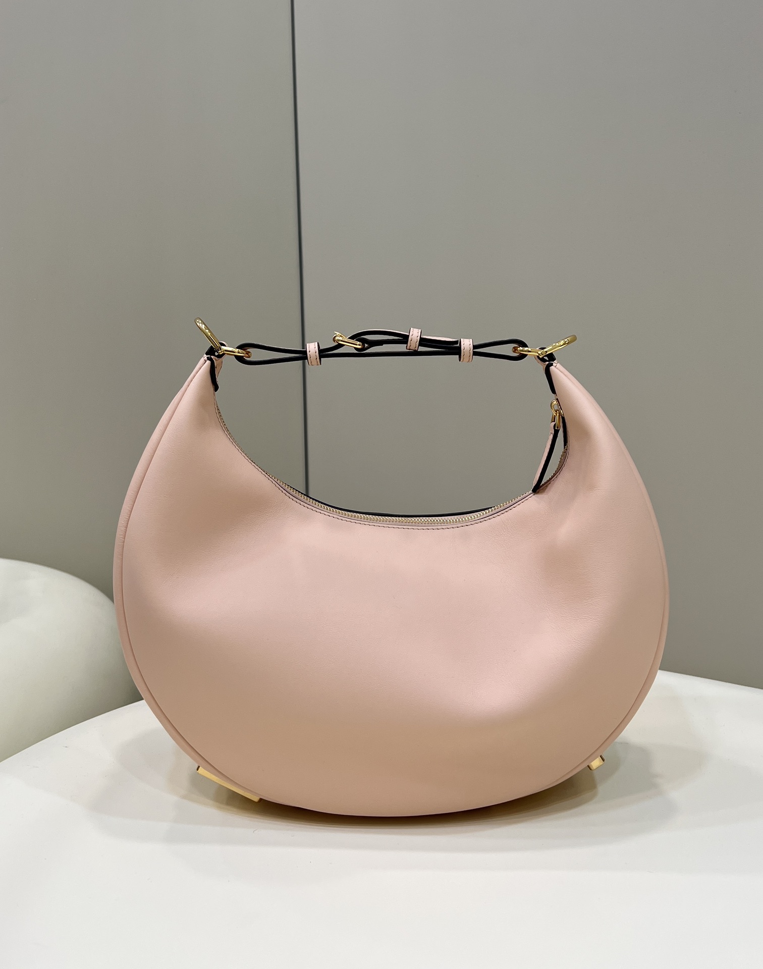 Fendi Medium Fendigraphy Leather Hobo Shoulder Bag Pink